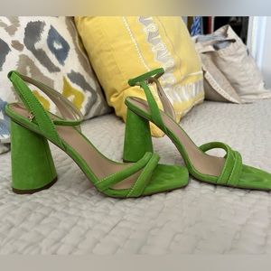 Sam Edelman Kia Strappy Sandal (Apple Green, size 6.5)